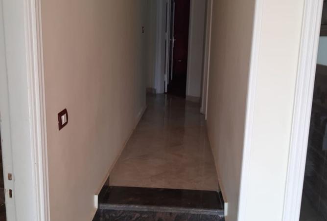 8180812 - Property Image 2