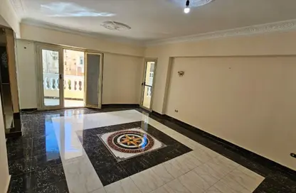 Apartment - 3 Bedrooms - 1 Bathroom for sale in 7th District - Sheikh Zayed City - Giza