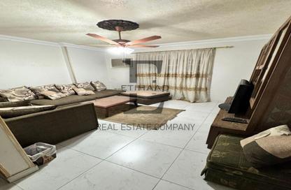 Apartment - 3 Bedrooms - 2 Bathrooms for sale in Gamal Al Din Dewidar St. - 8th Zone - Nasr City - Cairo