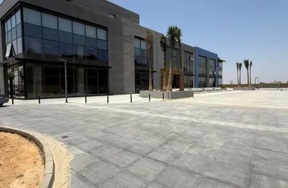 مساحات مكتبية - استوديو - 3 حمامات للبيع في سكاى واك - طريق مصر اسكندرية الصحراوي - الجيزة