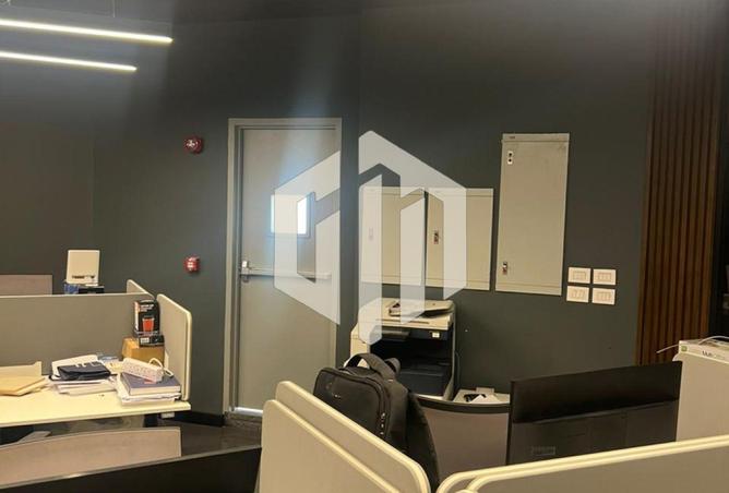 8318020 - Property Main Image