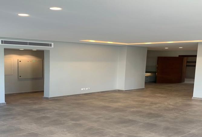 8249160 - Property Main Image