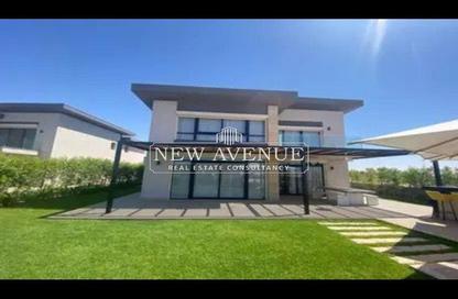 Villa - 3 Bedrooms - 4 Bathrooms for sale in Swan Lake Residence - 5th Settlement Compounds - The 5th Settlement - New Cairo City - Cairo