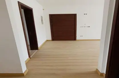 Apartment - 3 Bedrooms - 3 Bathrooms for sale in Kayan - Sheikh Zayed Compounds - Sheikh Zayed City - Giza