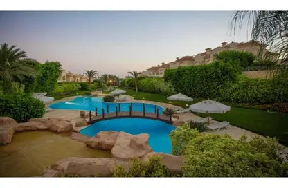 تاون هاوس - 3 غرف نوم - 3 حمامات للبيع في الباتيو 4 - الباتيو - كمبوندات الشروق - مدينة الشروق - القاهرة