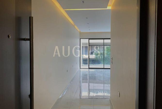 8020425 - Property Image 2