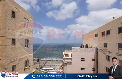 شقة - 3 غرف نوم - 2 حمامات للبيع في طريق الحرية - سابا باشا - حي شرق - الاسكندرية