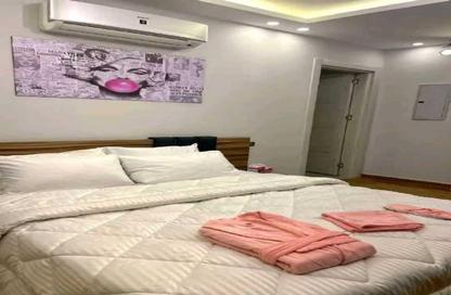 Apartment - 4 Bedrooms - 4 Bathrooms for sale in Village West - Sheikh Zayed Compounds - Sheikh Zayed City - Giza