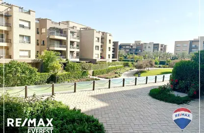 Apartment - 3 Bedrooms - 3 Bathrooms for rent in New Giza - Cairo Alexandria Desert Road - 6 October City - Giza