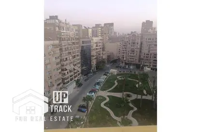 شقة - 3 غرف نوم - 2 حمامات للبيع في شارع الاحرار - الدقي - الجيزة