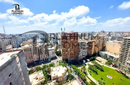 شقة - 3 غرف نوم - 3 حمامات للايجار في جليم - حي شرق - الاسكندرية