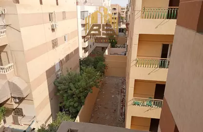 Apartment - 3 Bedrooms - 2 Bathrooms for sale in Zaki Rostom St. - 9th District - Obour City - Qalyubia