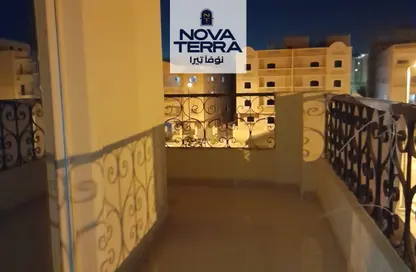 شقة - 3 غرف نوم - 2 حمامات للبيع في الحي السادس عشر - الشيخ زايد - الجيزة