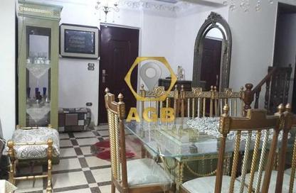 شقة - 4 غرف نوم - 3 حمامات للبيع في شارع طه حسين - النزهه الجديدة - النزهة - القاهرة