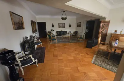 شقة - 6 غرف نوم - 4 حمامات للبيع في شارع النزهه - الماظة - مصر الجديدة - القاهرة