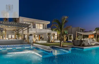 Villa - 5 Bedrooms - 6 Bathrooms for sale in Hacienda White - Sidi Abdel Rahman - North Coast