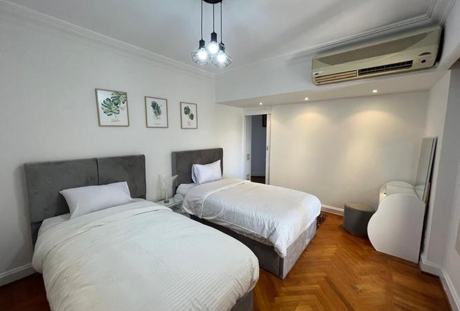 8273003 - Property Image 3