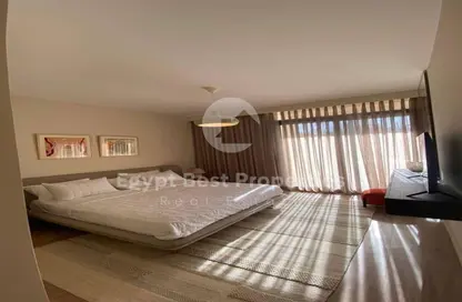 Apartment - 3 Bedrooms - 3 Bathrooms for sale in Sodic East - 6th District - New Heliopolis - Cairo