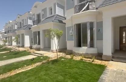Townhouse - 3 Bedrooms - 3 Bathrooms for sale in Mountain View October Park - 6th District - 6 October City - Giza
