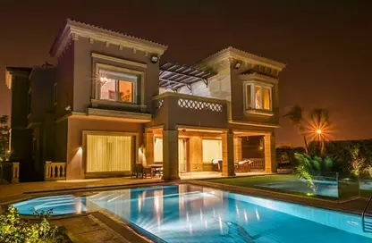 Villa - 4 Bedrooms - 4 Bathrooms for sale in Swan Lake Residence - 5th Settlement Compounds - The 5th Settlement - New Cairo City - Cairo