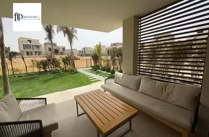 Villa - 5 Bedrooms - 4 Bathrooms for sale in Trio Gardens - 5th Settlement Compounds - The 5th Settlement - New Cairo City - Cairo