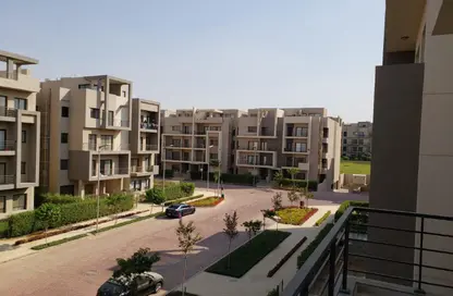 Apartment - 3 Bedrooms - 3 Bathrooms for sale in Moon Residences - Fifth Square - The 5th Settlement - New Cairo City - Cairo