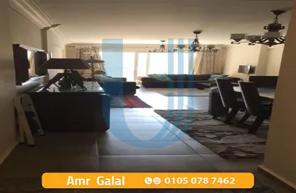 شقة - 3 غرف نوم - 2 حمامات للبيع في ميدان سموحة - سموحة - حي شرق - الاسكندرية