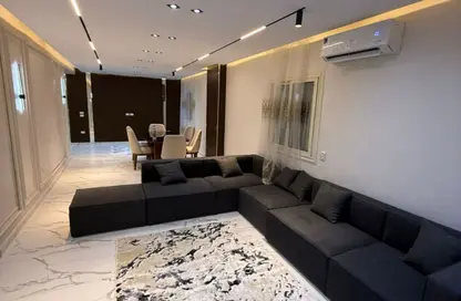 Apartment - 3 Bedrooms - 3 Bathrooms for rent in Al Yasmin St. - 2nd District - 6 October City - Giza