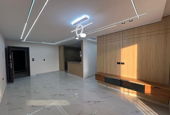 8383841 - Property Main Image