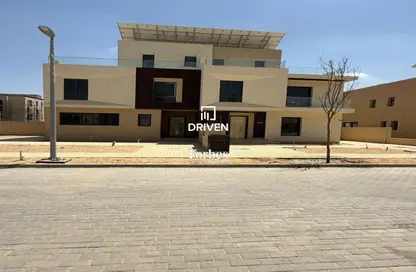 Villa - 5 Bedrooms - 5 Bathrooms for sale in Vye Sodic - New Zayed City - Sheikh Zayed City - Giza