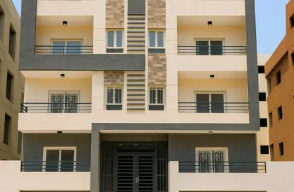 Apartment - 3 Bedrooms - 2 Bathrooms for sale in Beit Alwatan - 6 October Compounds - 6 October City - Giza