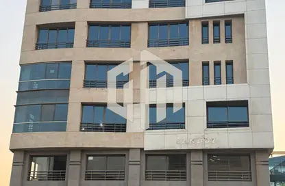 Whole Building - Studio - 4 Bathrooms for sale in V90 - North Teseen St. - The 5th Settlement - New Cairo City - Cairo