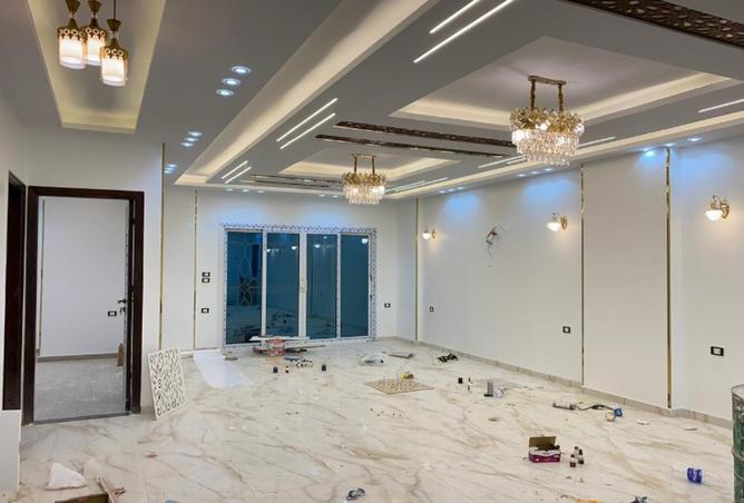 8004867 - Property Image 2