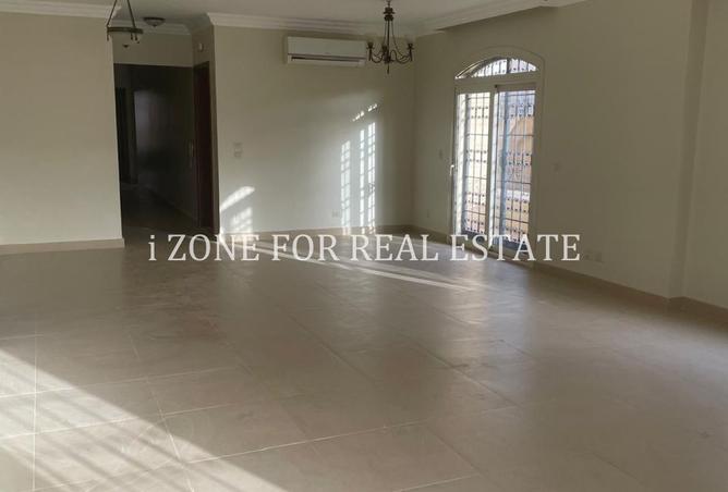 8313635 - Property Image 3