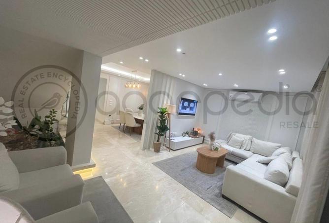 8205338 - Property Image 2