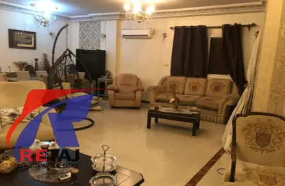 شقة - 3 غرف نوم - 2 حمامات للايجار في المنطقة ب - حى جنوب الاكايمية - مدينة القاهرة الجديدة - القاهرة