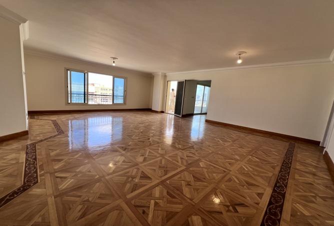 7974372 - Property Main Image