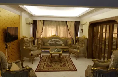 Apartment - 3 Bedrooms - 2 Bathrooms for sale in Ahmed Orabi St. - Mohandessin - Giza