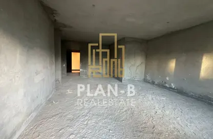 Apartment - 2 Bedrooms - 3 Bathrooms for sale in The Courtyards - Sheikh Zayed Compounds - Sheikh Zayed City - Giza