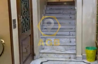 شقة - 3 غرف نوم - 3 حمامات للبيع في شارع البصره - المهندسين - الجيزة
