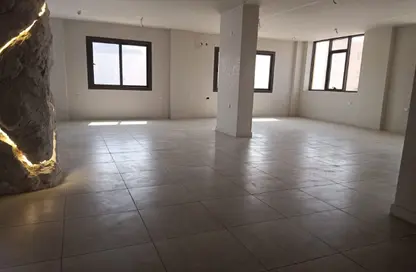 بناية كاملة - استوديو - 4 حمامات للايجار في المنطقة الصناعية - كمبوندات التجمع الخامس - التجمع الخامس - مدينة القاهرة الجديدة - القاهرة