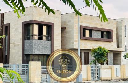 Villa - 4 Bedrooms - 3 Bathrooms for sale in Taj City - 5th Settlement Compounds - The 5th Settlement - New Cairo City - Cairo