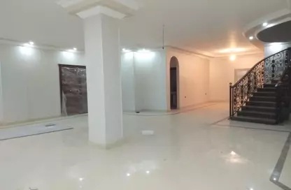 Duplex - 4 Bedrooms - 2 Bathrooms for rent in El Yasmeen 4 - El Yasmeen - New Cairo City - Cairo
