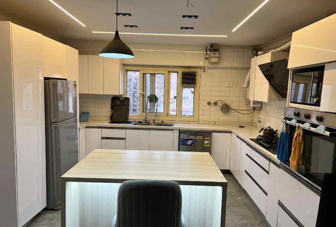 8305727 - Property Image 2