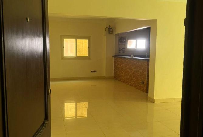 8176674 - Property Image 2