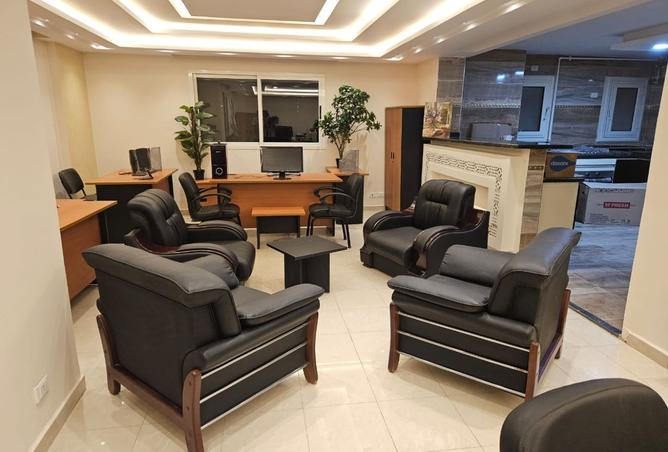 7935222 - Property Image 2