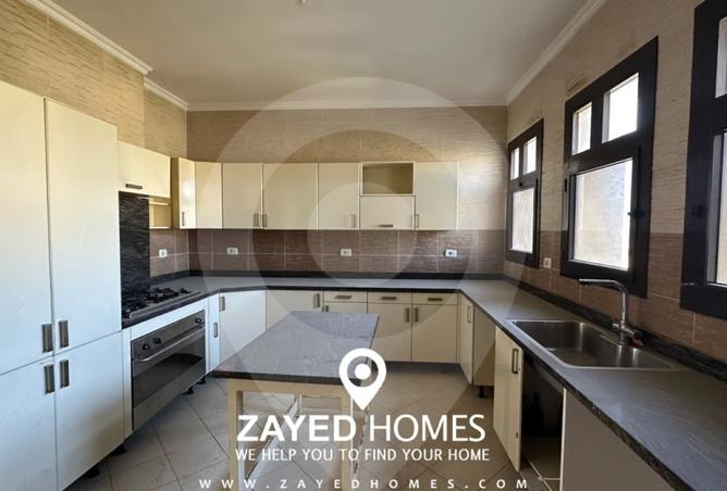 8090925 - Property Main Image