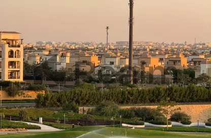 Villa - 3 Bedrooms - 3 Bathrooms for sale in Mivida - 5th Settlement Compounds - The 5th Settlement - New Cairo City - Cairo