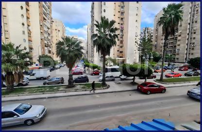 شقة - 2 غرف نوم - 1 حمام للبيع في شارع ممر عمارات بستان سموحة - سموحة - حي شرق - الاسكندرية