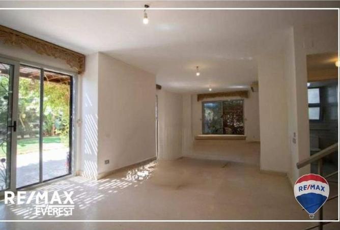 8266602 - Property Image 2